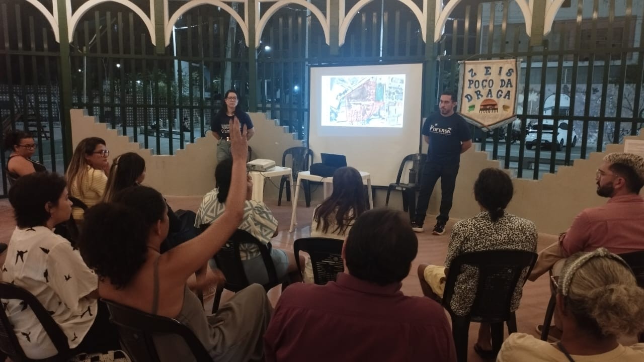 Zonas Especiais de Fortaleza - Fotos (Autor Reunião setembro 2025) sobre da zeis prioritária Poço da Draga em Fortaleza
